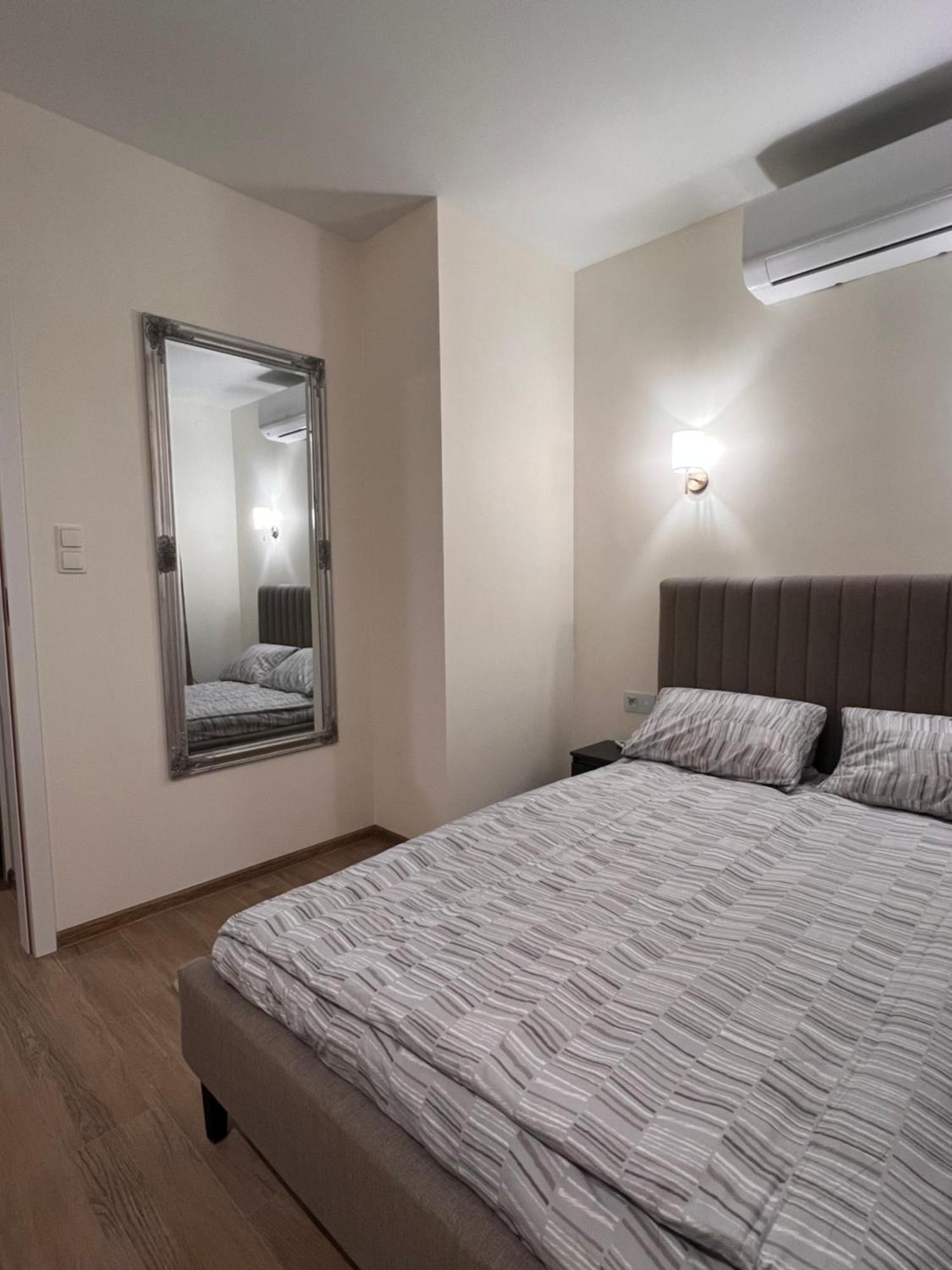 Apartament 70 Metro Варшава Экстерьер фото